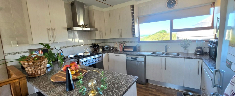 2 Bedroom Property for Sale in Kleinbaai Western Cape